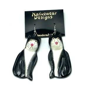 # NWT Women’s Vintage artisan wood wood earrings carved cat Kitty painted funky
